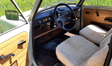 Trabant BJ 87 Farbe Papyrusweiß mit Gletscherblauem Dach