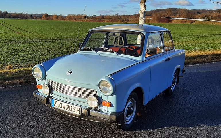 Trabant BJ 89 Farbe Delphingrau