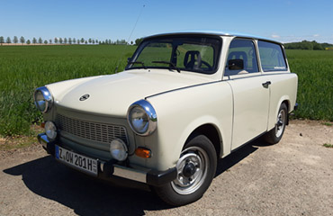 Trabant BJ 87 Farbe Papyrusweiß-Gletscherblau